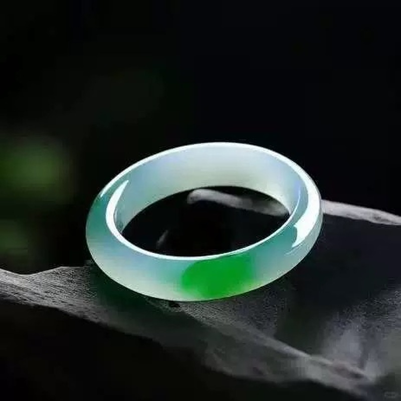 Lighting - Pulsera de jadeíta de Myanmar, tipo