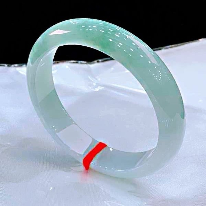 Brazalete de Jadeíta Natural d - Lighting reseña y precio